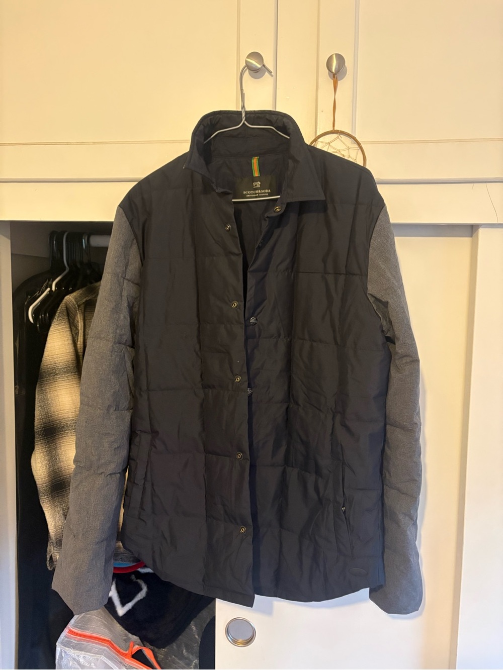 Scotch & Soda Navy Quilted Puffer Jacket with Gray Sleeves